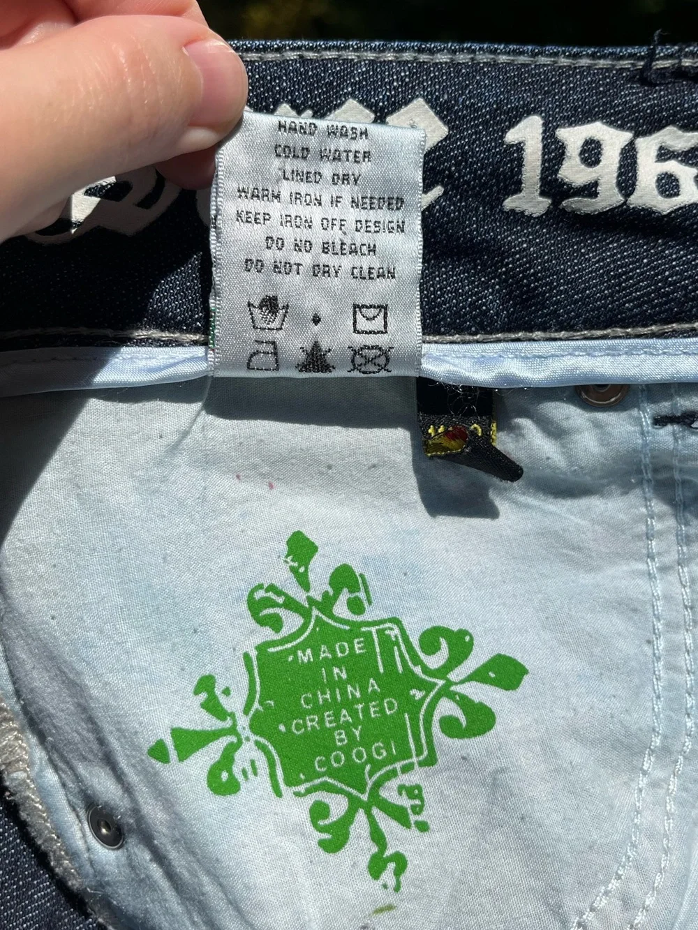 Y2K Coogi Australia Low-Rise Bermuda Denim Shorts Juniors Size 11/12 Streetwear